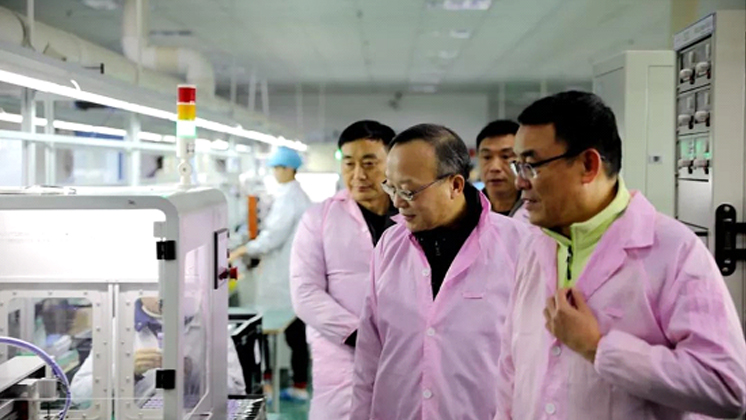 省委統戰部副部長、省政府僑辦主任丁學新一行蒞臨公司調研